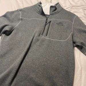 Men's north face quarter zip